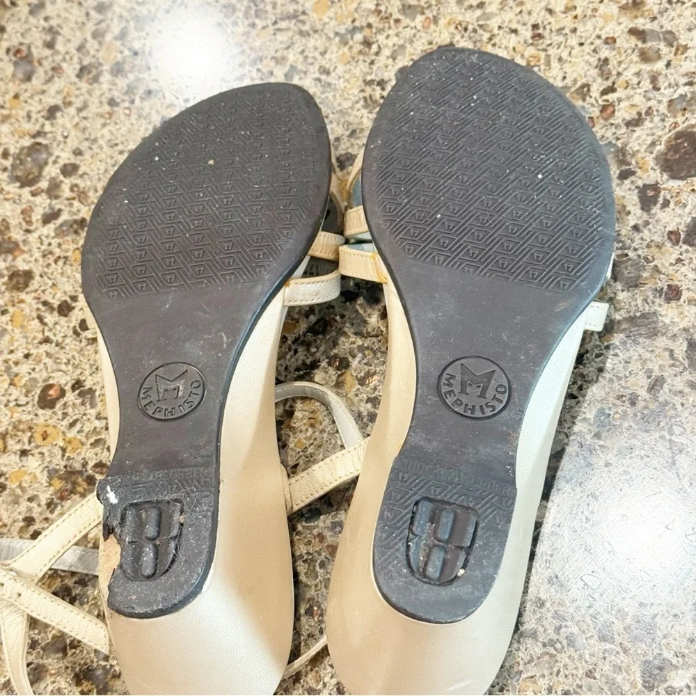 Mephisto Women's Air Relax Platform Dress Sandal size 38